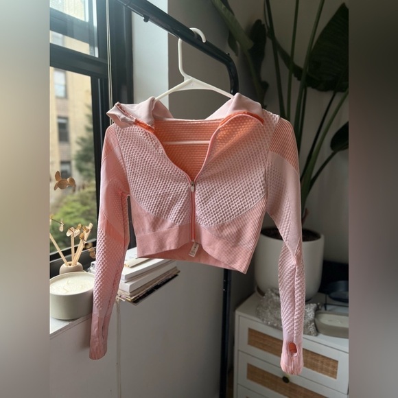 3 piece athletic set - Picture 4 of 7